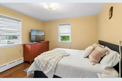 125 W Minna Avenue, Avenel, NJ 07001 - Photo 16