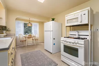346 Walnut Street, Dunellen, NJ 08812 - Photo 12