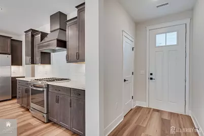30 Depot Way, Dunellen, NJ 08812 - Photo 4