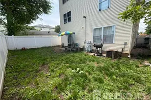 1184 Union St, Linden, NJ 07036 - Photo 2