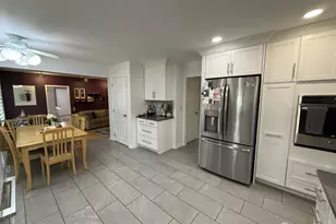 86 Tall Oaks Dr, East Brunswick Township, NJ 08816 - Photo 16