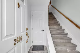 2609 Ridgeview Ct, Sayreville, NJ 08859 - Photo 4