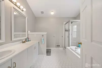 301 Pheasant Run, South Brunswick Township, NJ 08852 - Photo 6