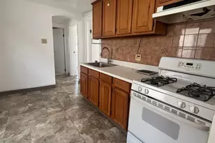 23 Union St, Carteret, NJ 07008 - Photo 2