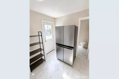 520 Johnstone Street, Perth Amboy, NJ 08861 - Photo 6
