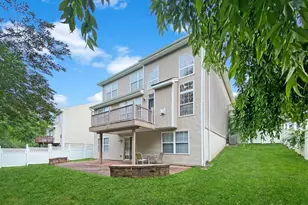 48 Berkshire Way, East Brunswick Township, NJ 08816 - Photo 22