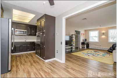 217 Mayflower Way #O, Monroe Township, NJ 08831 - Photo 8