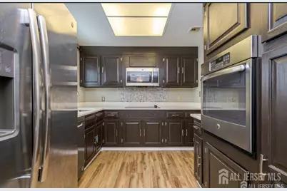 217 Mayflower Way #O, Monroe Township, NJ 08831 - Photo 6