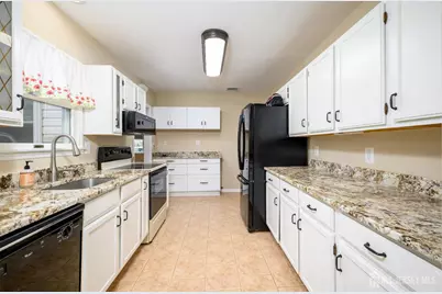 65 Wilson Road, Franklin Township, NJ 08873 - Photo 8