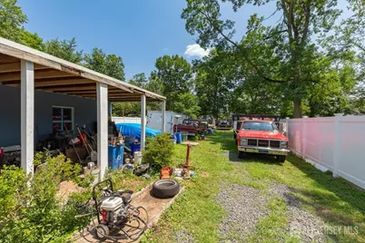 1853 W 5th Street W, Piscataway Township, NJ 08854 - Photo 18