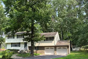 3 Sandia Ct, Edison, NJ 08820 - Photo 2