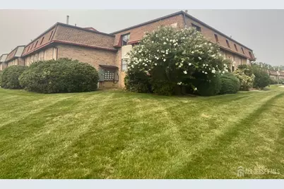 1203 N Oaks Boulevard, North Brunswick Township, NJ 08902 - Photo 20