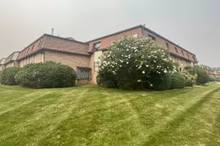 1203 N Oaks Blvd, North Brunswick Township, NJ 08902 - Photo 20