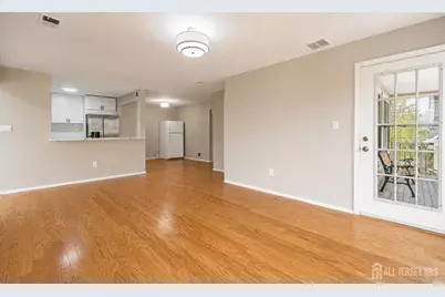 482 Tournament Drive #6, Union Township, NJ 07083 - Photo 2