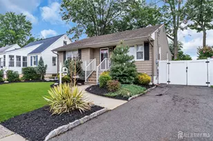 86 Bloomfield Ave, Edison, NJ 08837 - Photo 2