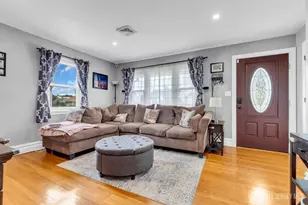 86 Bloomfield Ave, Edison, NJ 08837 - Photo 4