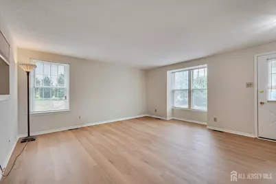 12 S Hill Drive, Hamilton Township, NJ 08610 - Photo 10