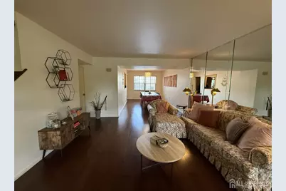 11 Walton Court, East Brunswick Township, NJ 08816 - Photo 2