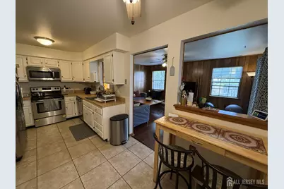 11 Walton Court, East Brunswick Township, NJ 08816 - Photo 12
