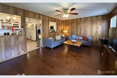 11 Walton Court, East Brunswick Township, NJ 08816 - Photo 8