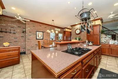 10 Crampton Avenue, Woodbridge Township, NJ 07095 - Photo 10