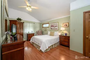 10 Crampton Ave, Woodbridge Township, NJ 07095 - Photo 26
