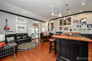 10 Crampton Ave, Woodbridge Township, NJ 07095 - Photo 2