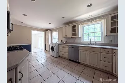 196 Normandy Road, Edison, NJ 08820 - Photo 8