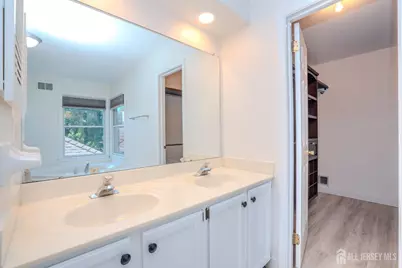 32 W Kincaid Drive, West Windsor Township, NJ 08550 - Photo 34