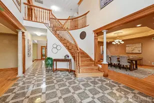42 Indian Path, Monroe Township, NJ 08831 - Photo 4