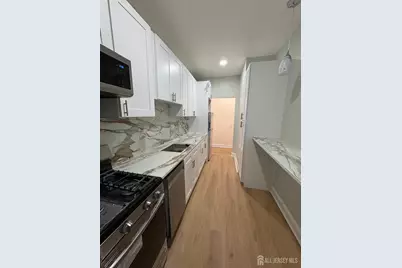 194 Kensington Avenue #303, Jersey City, NJ 07306 - Photo 4