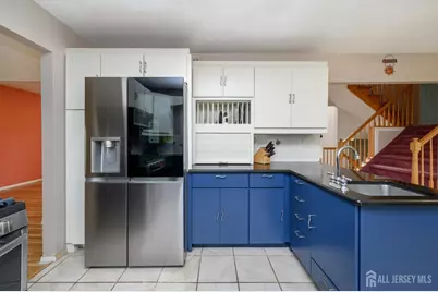 3 Charles Court, Edison, NJ 08820 - Photo 10