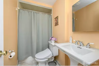 3 Charles Court, Edison, NJ 08820 - Photo 16