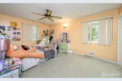 3 Charles Court, Edison, NJ 08820 - Photo 22