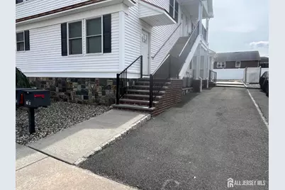 16 E Kupsch Street E #A, Sayreville, NJ 08872 - Photo 2