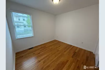16 E Kupsch Street E #A, Sayreville, NJ 08872 - Photo 8