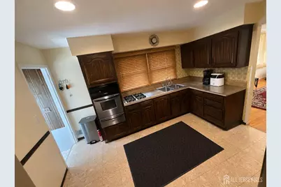 89 Oak Lane, Edison, NJ 08817 - Photo 6