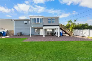 200 Rosewood Ln, Port Reading, NJ 07064 - Photo 6