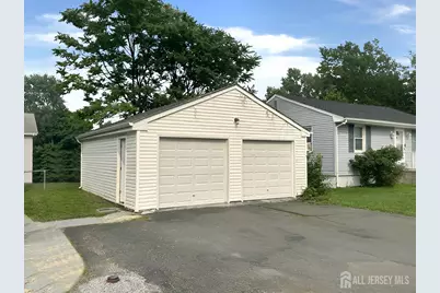 796 Hamilton Street, Somerset County, NJ 08873 - Photo 6