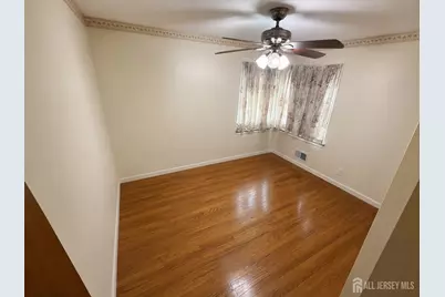 89 Oak Lane, Edison, NJ 08817 - Photo 10