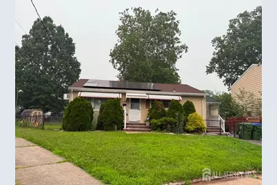 89 Oak Lane, Edison, NJ 08817 - Photo 1