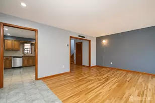 1731 Holly Rd, North Brunswick Township, NJ 08902 - Photo 8
