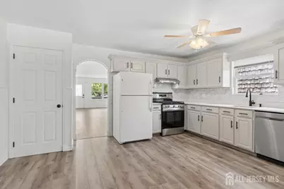 [Address not provided], Carteret, NJ 07008 - Photo 8
