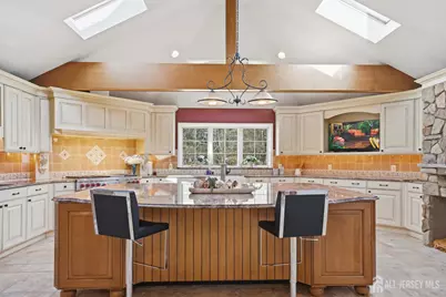 [Address not provided], Cranbury Township, NJ 08512 - Photo 14