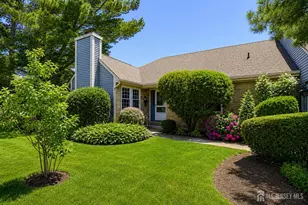 1 Alexander Hamilton Ct, Monroe Township, NJ 08831 - Photo 1