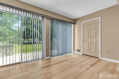 91 Chelsea Court #14, Franklin Township, NJ 08823 - Photo 8
