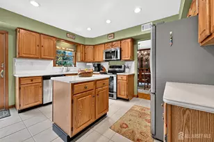 111 Szymanski Dr, Spotswood, NJ 08884 - Photo 18