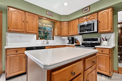 111 Szymanski Drive, Spotswood, NJ 08884 - Photo 20