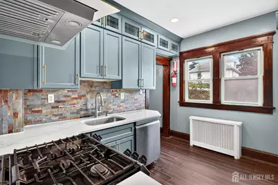 11 S Livingston Avenue S, Fords, NJ 08863 - Photo 14