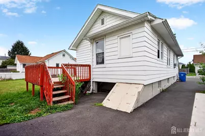 11 S Livingston Avenue S, Fords, NJ 08863 - Photo 24